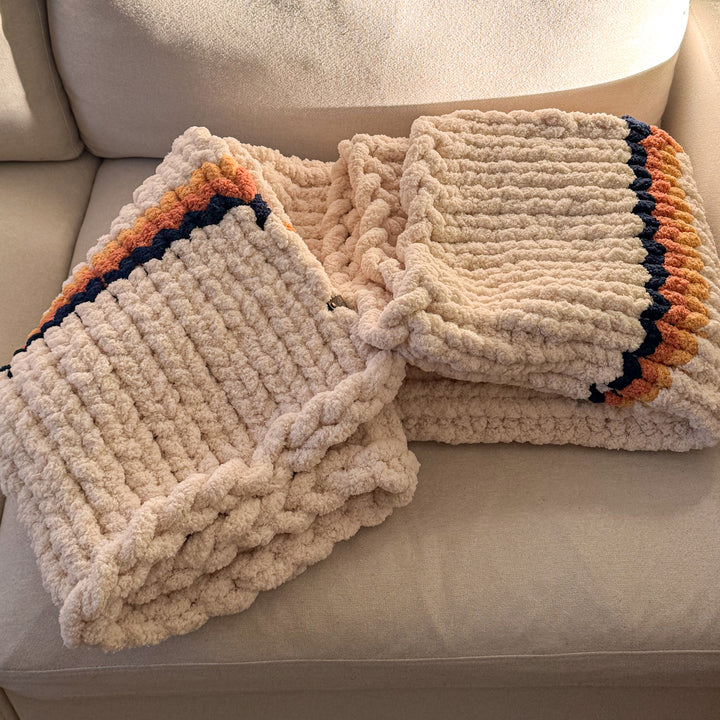 “Autumn Ray” Blanket – Hand-knitted without needles