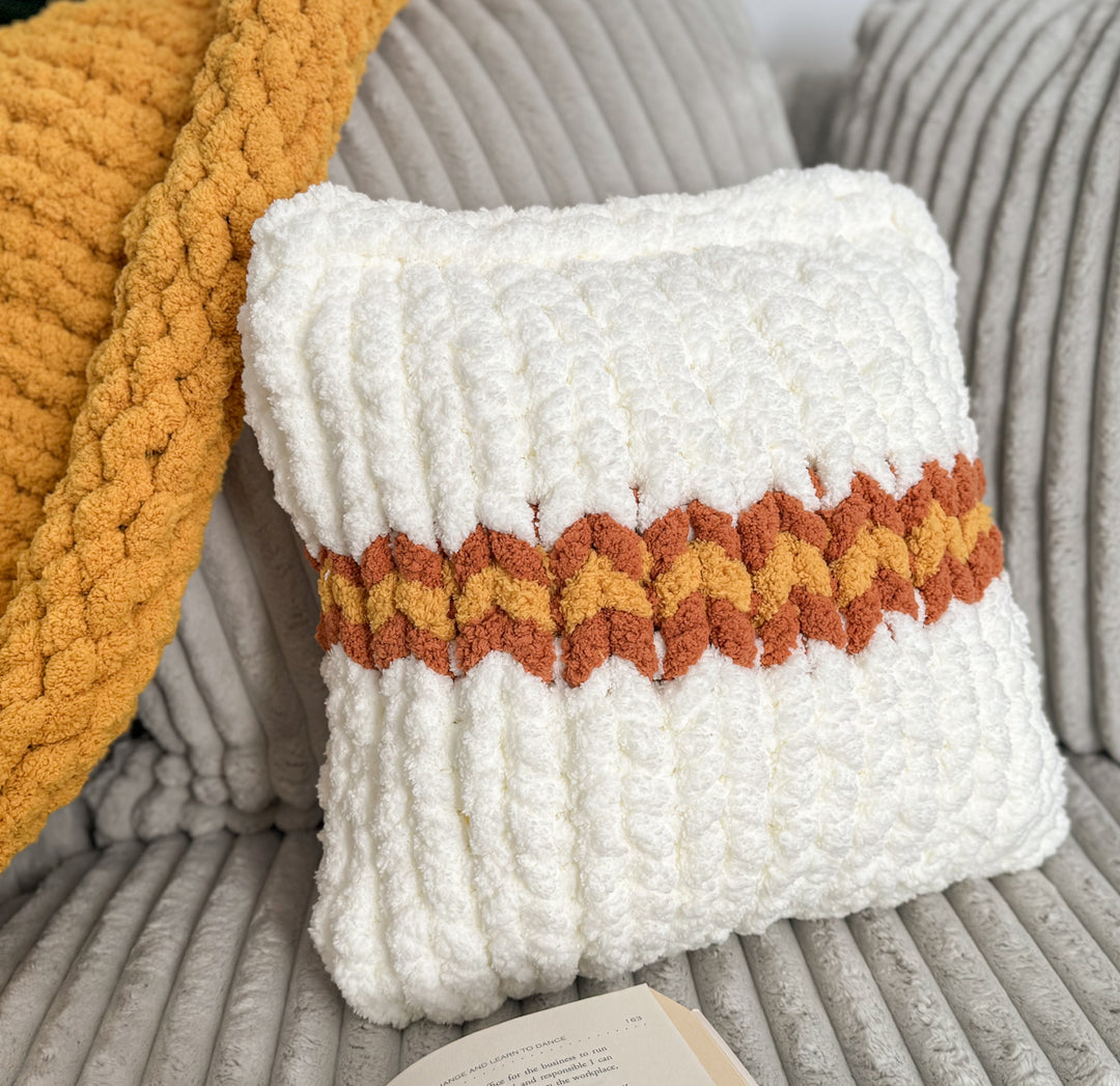 Hand-knitted cushion — PDF pattern + Video tutorial